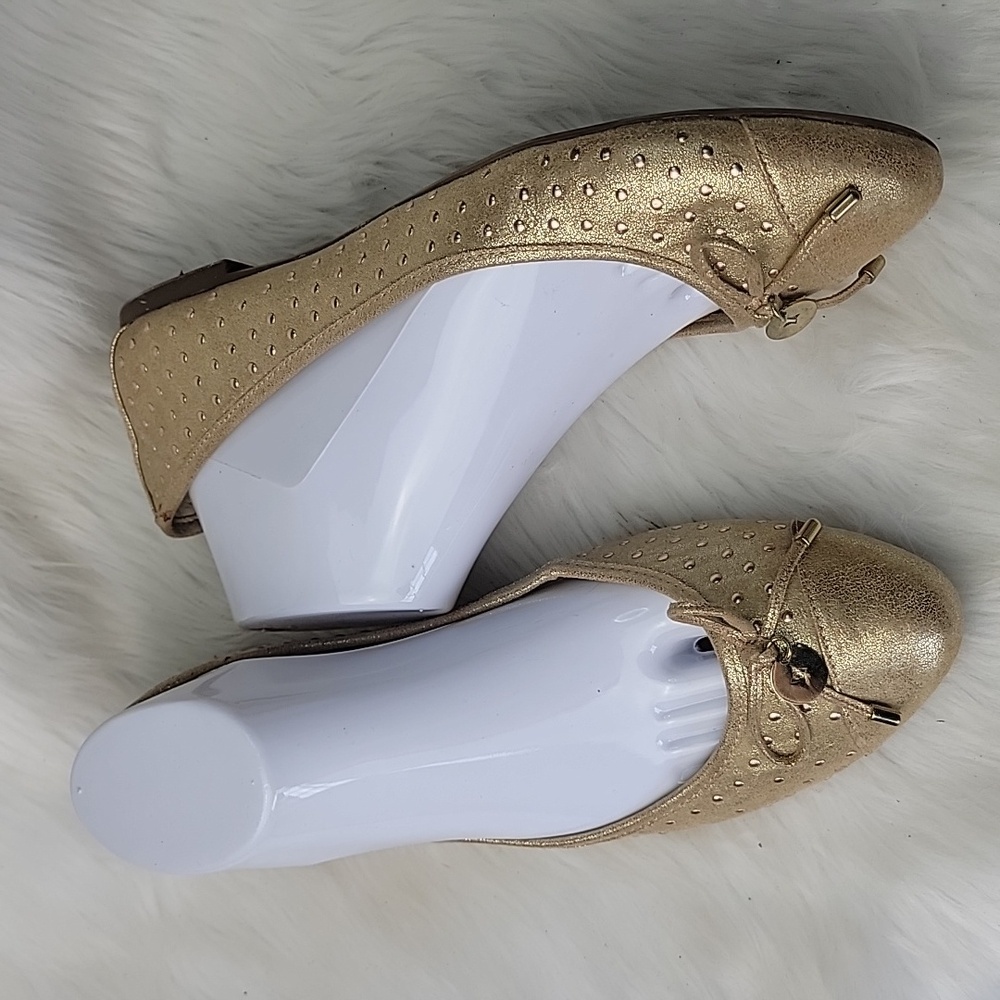 BCBGENERATION Gold Metallic Studded Bow Cap Toe‎ Glam Party Punk Ballet Flats